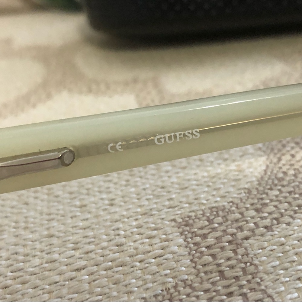 GUESS glasses frames - Picture 7 of 14